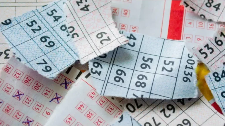 Ganó el premio mayor en la lotería y casi pierde todo por el error de un empleado