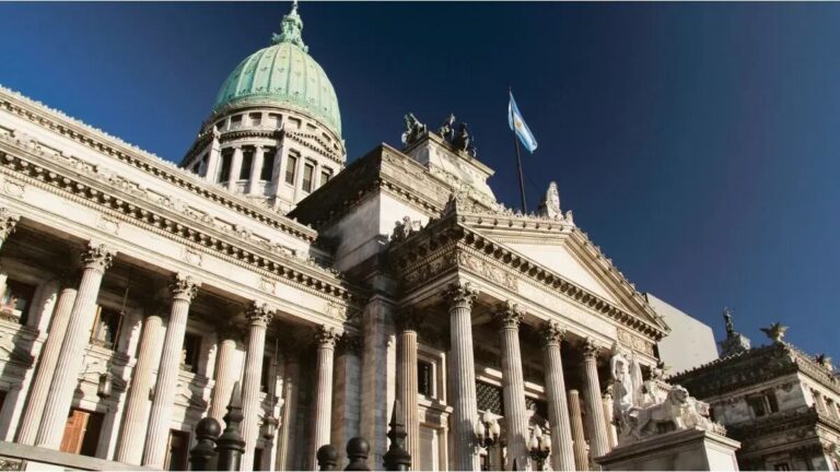 Extraordinarias. Sin presupuesto y con PASO