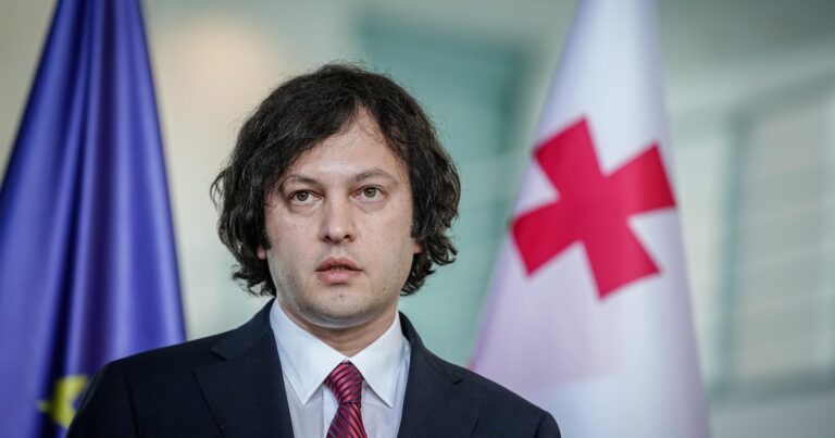 El primer ministro de Georgia nombra a tres nuevos ministros en una remodelación de su Gabinete