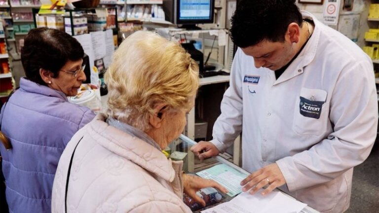 Los medicamentos para jubilados aumentaron un 6,2% por encima de la inflación