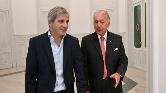 Luis Caputo se reunió con la UIA: cuáles fueron los pedidos de los empresarios