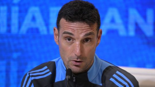 Argentina cambia para enfrentar a Uruguay: Giuliano Simeone y Thiago Almada serán titulares