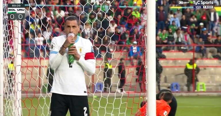 El impactante video de Josema Giménez con oxígeno en pleno partido vs. Bolivia y qué dijo