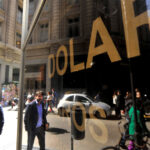770717-dolar-hoy-a-cuanto-cotizan-el-oficial-y-sus-diferentes-tipos-de-cambio-este-lunes-07-de-abril
