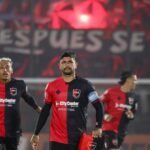 794937-partidos-de-hoy-viernes-11-de-abril-horario-y-por-donde-ver-futbol-en-vivo