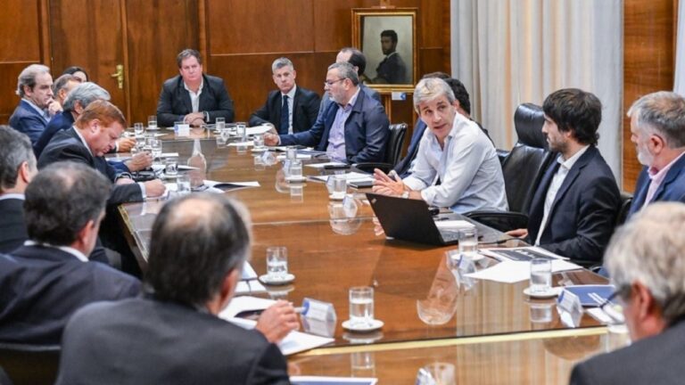 El Gobierno le da luz verde al Ministerio de Economía a tomar de deuda con el FMI