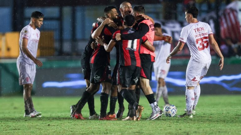 Defensores de Belgrano dio el golpe y eliminó a Barracas Central de la Copa Argentina 2025