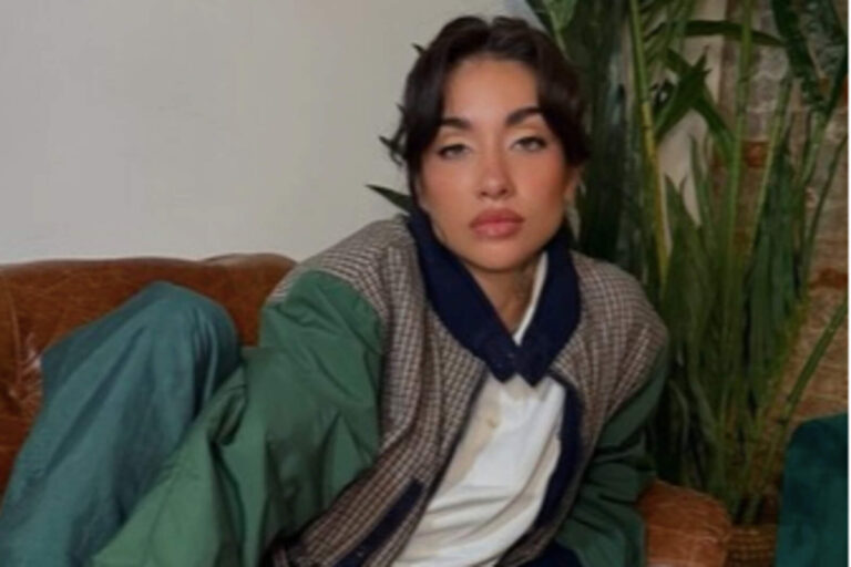 María Becerra fue operada de urgencia y continua internada