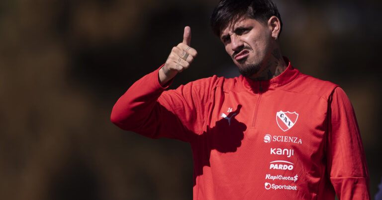 Lomónaco, de «al hincha le digo que siga creyendo» a «la ilusión está intacta»