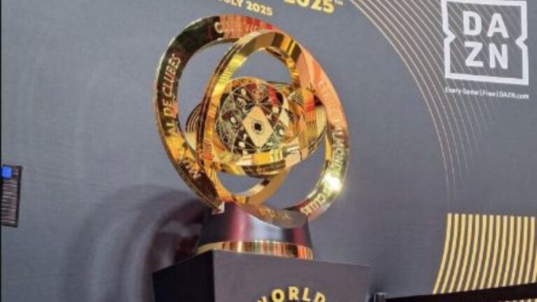 El trofeo del Mundial de Clubes 2025 está en River: cuándo estará en la cancha de Boca
