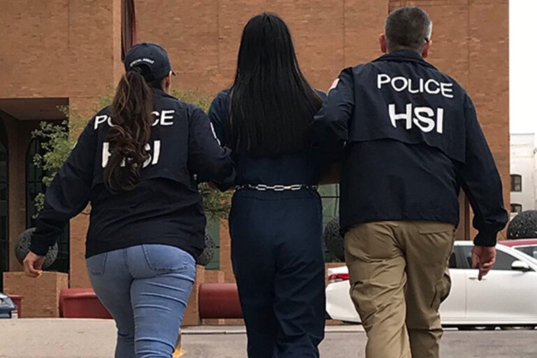 Es de Guatemala, fue con sus dos hijas a una cita migratoria en California y el ICE las arrestó