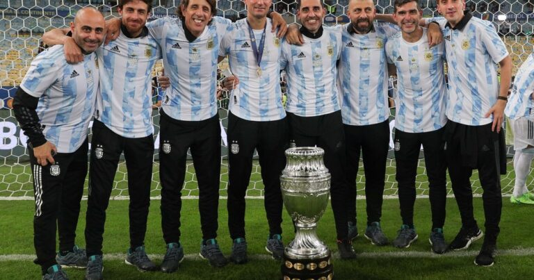 El integrante del cuerpo técnico de la Selección que tendrá una cancha a su nombre