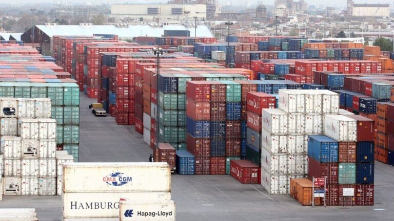 EEUU y la UE se acercan a acuerdo por aranceles del 15% a los productos importados