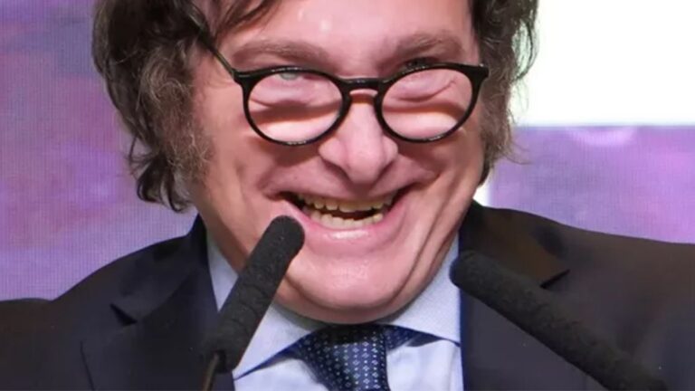 La desagradable frase de Javier Milei para celebrar la labor de Karina en el cierre de listas: «Les llenó…»