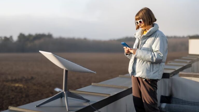 Starlink tiene nuevos competidores en Argentina: quiénes buscan liderar el internet satelital?