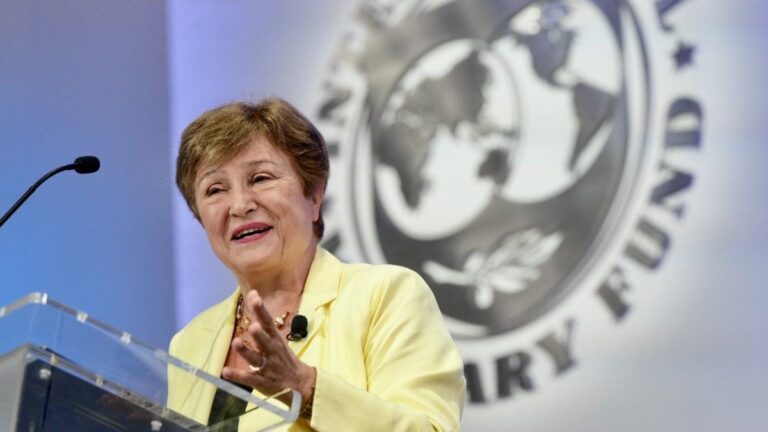 Dólar, reservas y reformas: los tres pedidos del FMI a la Argentina tras habilitar un nuevodesembolso