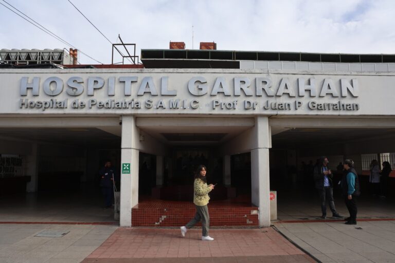 El Gobierno apunta contra el peronismo y la izquierda por el conflicto en el Garrahan: Lo usan para sus fines partidarios