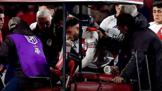 Germán Pezzella salió lesionado, llorando, y le harán estudios en la rodilla izquierda