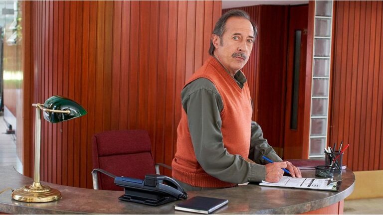 Tras las críticas a «Homo Argentum»: qué se sabe de la cuarta temporada de «El Encargado», la serie éxito de Guillermo Francella en Disney+