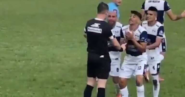 Video: el escandaloso error arbitral que favoreció a Ciudad de Bolívar