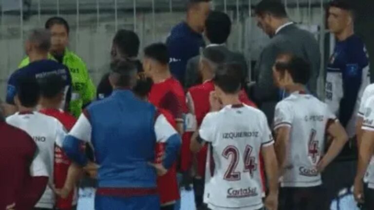 Incidentes en Brasil: represión policial a hinchas de Lanús y suspensión momentánea del partido con Fluminense