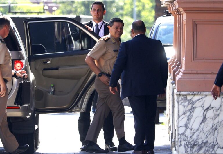 La Armada le vació la jura a Presti y expone el malestar en las fuerzas