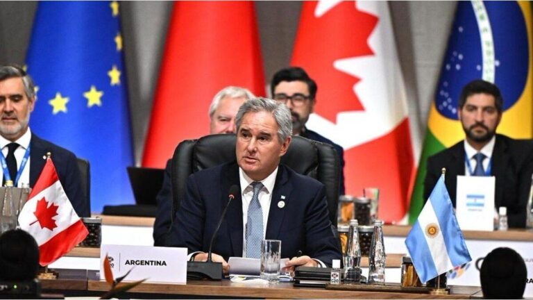 En la previa de la cumbre del Mercosur, Pablo Quirno aseguró que el acuerdo con EEUU «está prácticamente terminado»